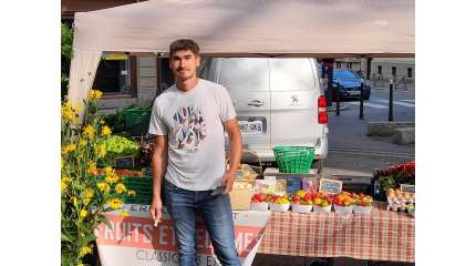 Les produits de la ferme Obrecht au marché d'Osthoffen